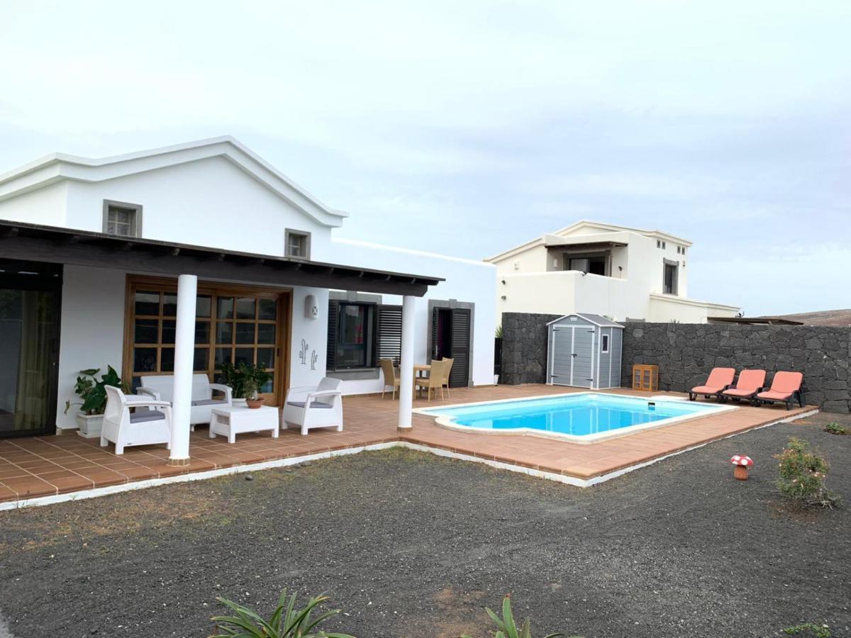 Villa Denise Yaiza  Exteriör bild